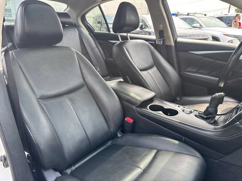 Used 2018 INFINITI Q50 Luxe RWD image 11