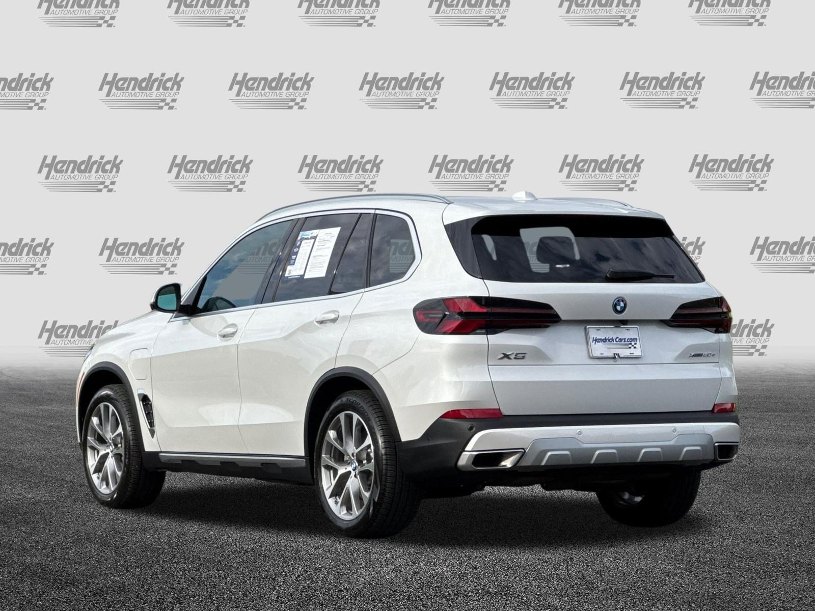 Used 2026 BMW X5 xDrive50e w/ Premium Package AWD/4WD image 7