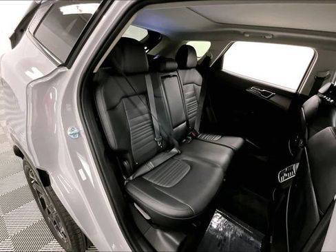Used 2023 Kia Sportage SX FWD image 26