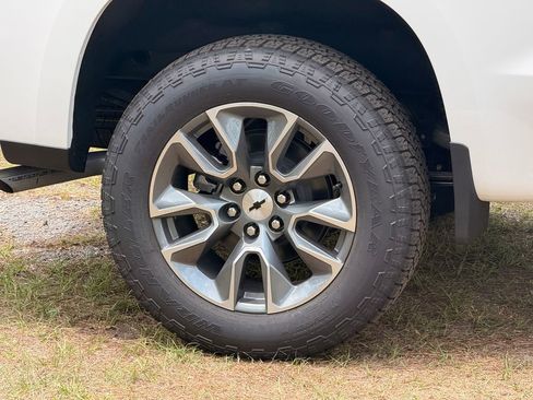 New 2026 Chevrolet Silverado 1500 RST w/ RST All Star Premium Package AWD/4WD image 9