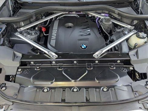 Certified 2024 BMW X5 xDrive40i w/ Premium Package image 23
