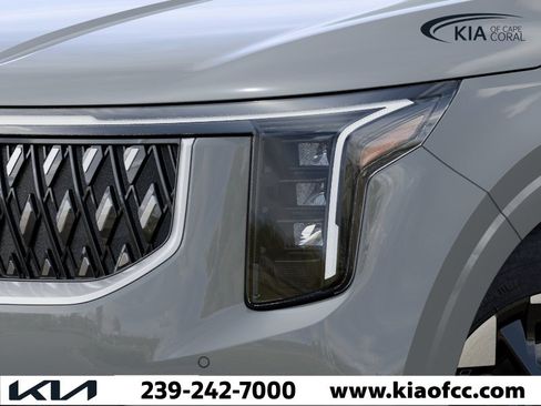 New 2026 Kia Carnival EX FWD image 10