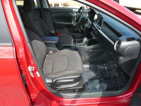 Used 2020 Kia Forte LXS image 22