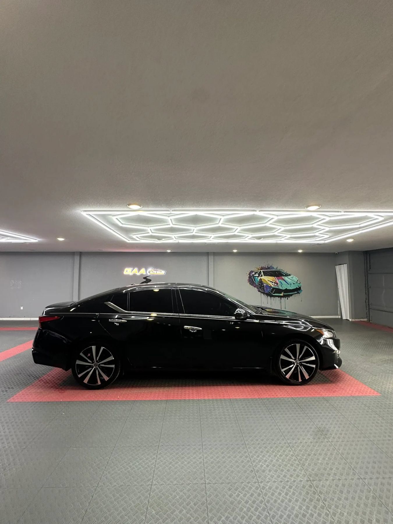 Used 2019 Nissan Altima 2.5 Platinum FWD image 7