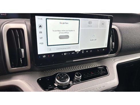 Used 2025 Ford Expedition Active AWD/4WD image 19
