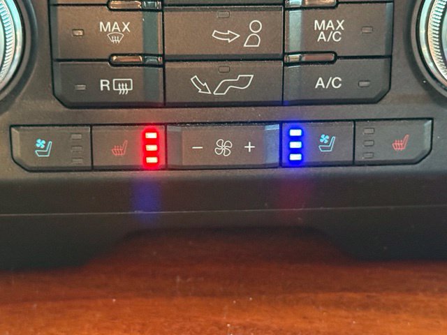 Used 2019 Ford F150 King Ranch w/ Equipment Group 601A Luxury AWD/4WD image 25