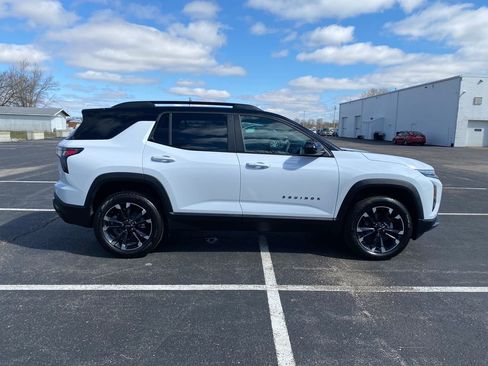 Used 2026 Chevrolet Equinox RS image 8