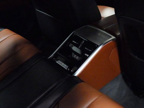 Used 2023 BMW 840i Gran Coupe xDrive image 11