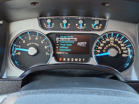 Used 2013 Ford F150 Platinum image 18