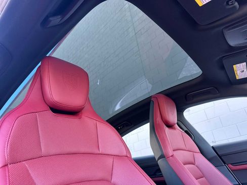 Used 2024 Porsche Taycan 4S image 17