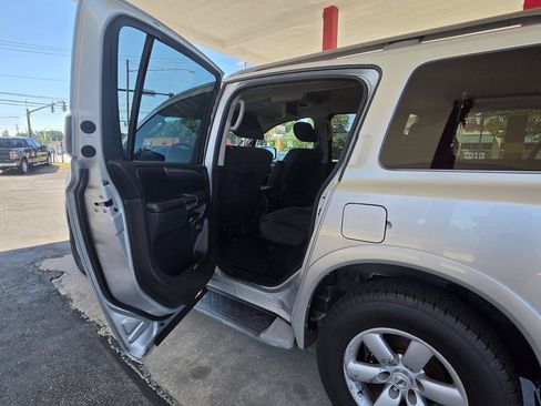 Used 2012 Nissan Armada SV AWD/4WD image 14