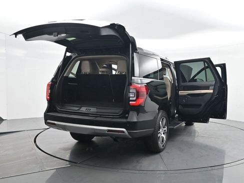 Used 2023 Ford Expedition Limited image 39