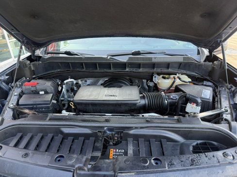 Used 2019 Chevrolet Silverado 1500 High Country image 19