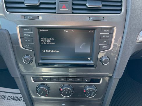 Used 2017 Volkswagen Golf Alltrack SEL image 22