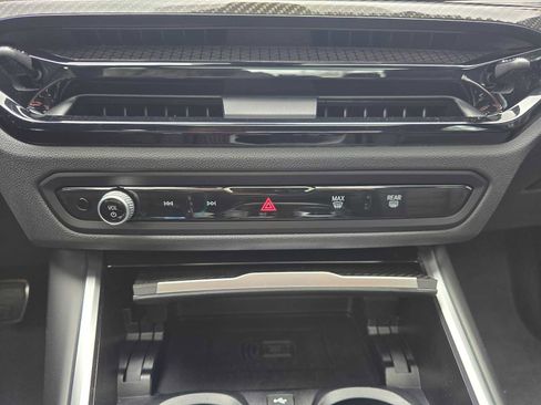 Used 2025 BMW M340i xDrive M340i xDrive w/ Premium Package image 31