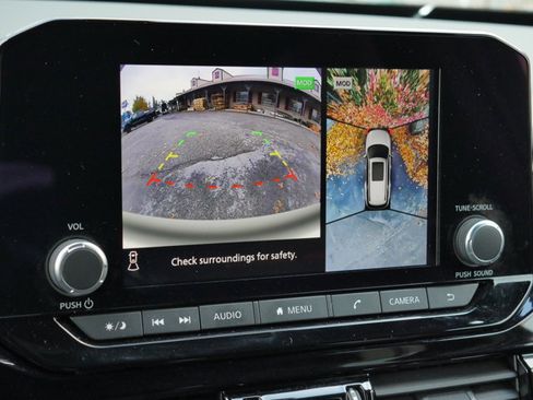 Certified 2025 Nissan Pathfinder Rock Creek image 13