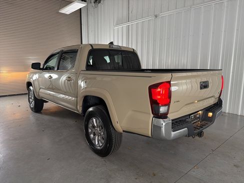 Used 2019 Toyota Tacoma SR5 image 5