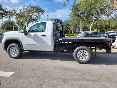 New 2025 GMC Sierra 3500 Pro AWD/4WD image 6