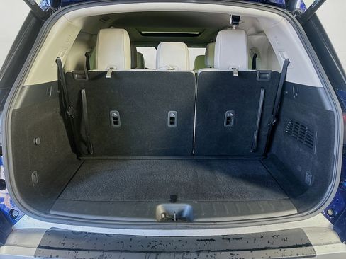 Used 2024 Nissan Pathfinder SL w/ SL Premium Package image 32