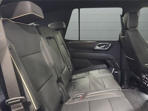 Used 2024 Chevrolet Tahoe Premier w/ Advanced Technology Package image 35