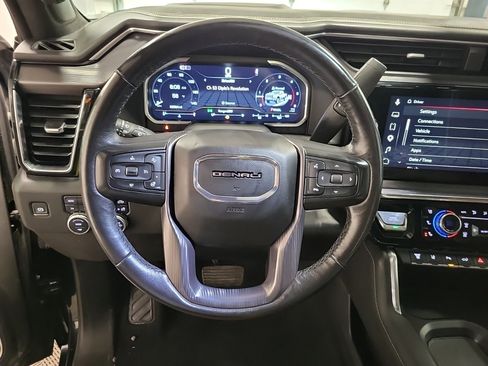 Used 2024 GMC Sierra 2500 Denali Ultimate AWD/4WD image 11