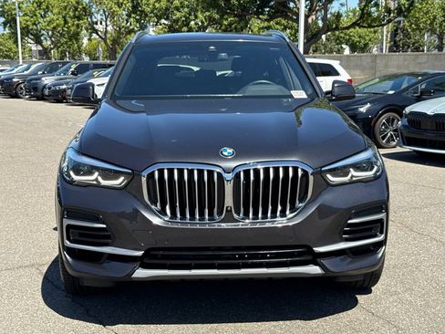 Certified 2022 BMW X5 sDrive40i w/ Parking Assistance Package RWD image 4