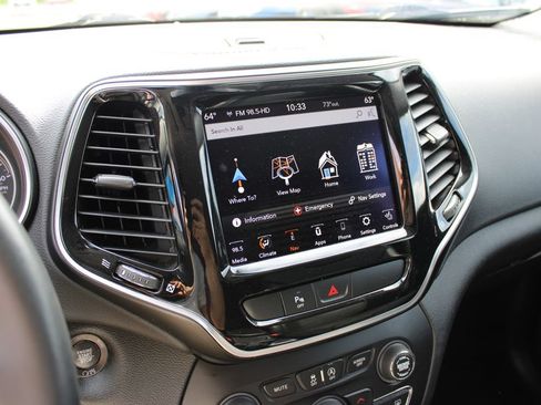 Used 2019 Jeep Cherokee Limited w/ Luxury Group AWD/4WD image 22