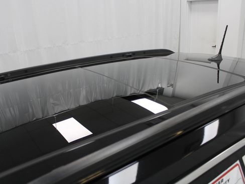 Used 2021 Jeep Compass Latitude w/ Sun and Sound Group AWD/4WD image 11