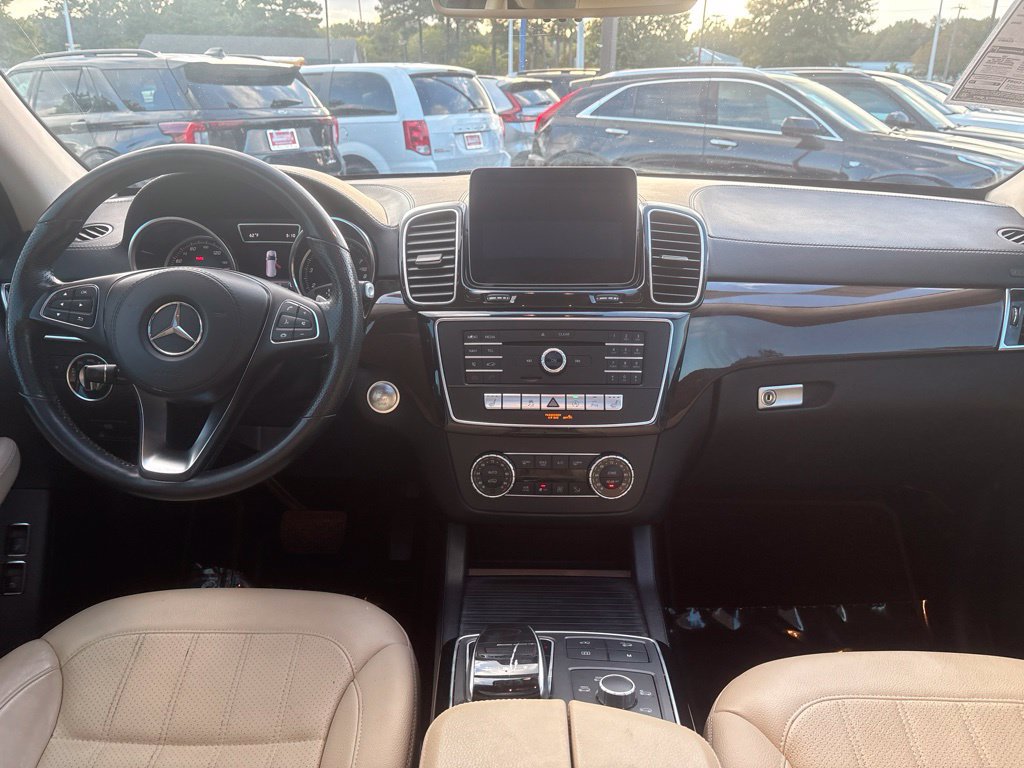 Used 2019 Mercedes-Benz GLS 450 4MATIC image 9