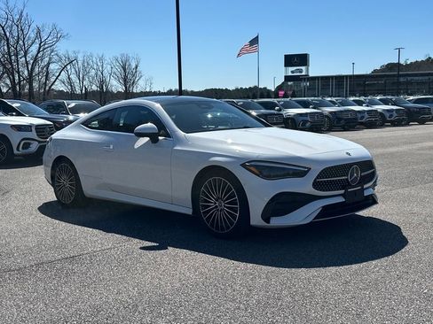 Certified 2025 Mercedes-Benz CLE 300 4MATIC Coupe image 1
