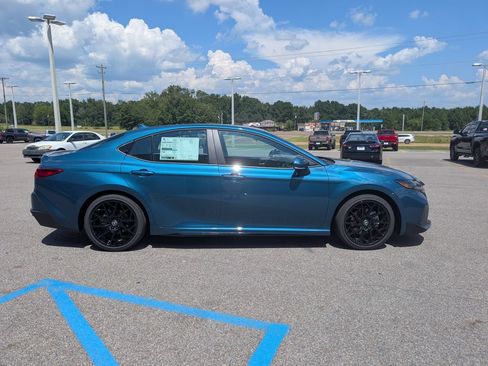 New 2026 Toyota Camry SE w/ Multimedia Upgrade Package FWD image 6