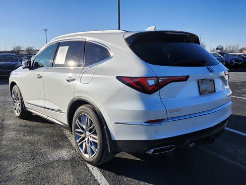 Used 2024 Acura MDX SH-AWD w/ Advance Package image 18
