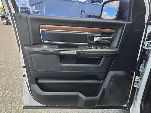 Used 2018 RAM 1500 Laramie RWD image 20