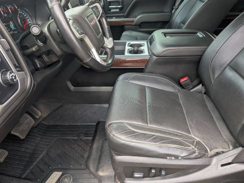 Used 2019 GMC Sierra 3500 SLT w/ Duramax Plus Package AWD/4WD image 8