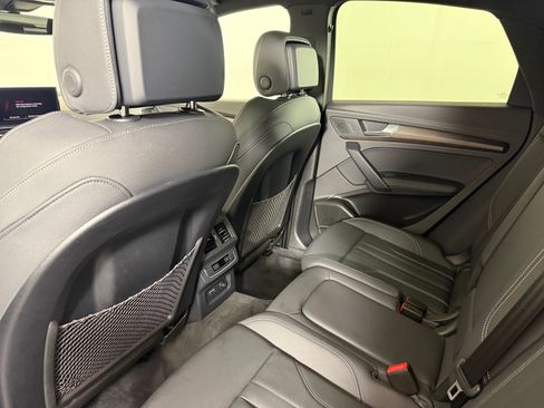 Used 2025 Audi Q5 2.0T Premium Plus w/ Premium Plus Package image 21