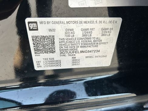Used 2022 GMC Sierra 1500 AT4X image 10
