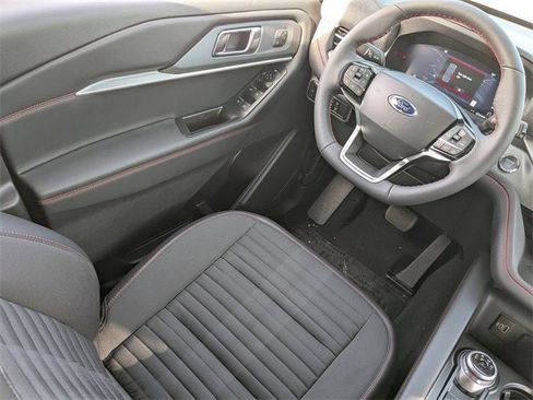 New 2026 Ford Explorer ST-Line w/ ST-Line Street Pack image 40