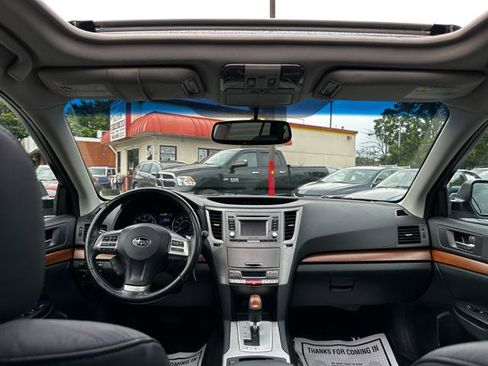 Used 2013 Subaru Outback 2.5i Limited w/ Moonroof Pkg image 17