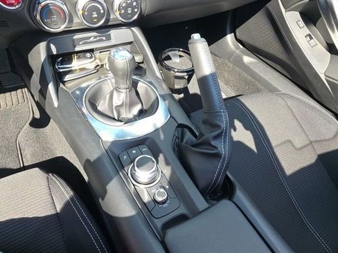 Used 2018 FIAT 124 Spider Classica w/ Technology Group image 18