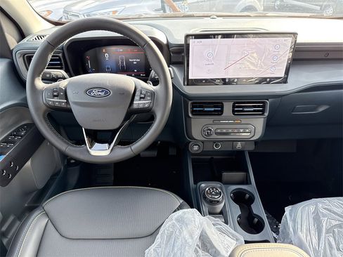 New 2025 Ford Maverick Lobo image 12