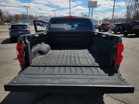 Used 2021 Toyota Tundra Platinum image 28