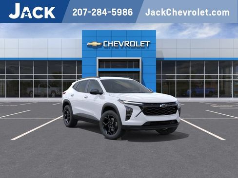 New 2026 Chevrolet Trax LT w/ Driver Confidence Package FWD image 1