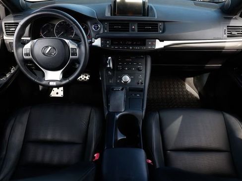 Used 2012 Lexus CT 200h image 24