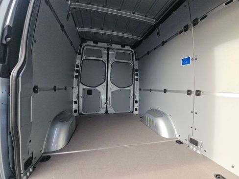 New 2025 Mercedes-Benz Sprinter 2500 image 12