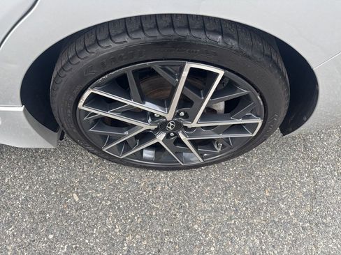 Used 2019 Hyundai Elantra Sport w/ Cargo Package FWD image 12