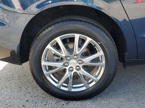 Used 2022 Buick Enclave Essence w/ Experience Buick Package image 9