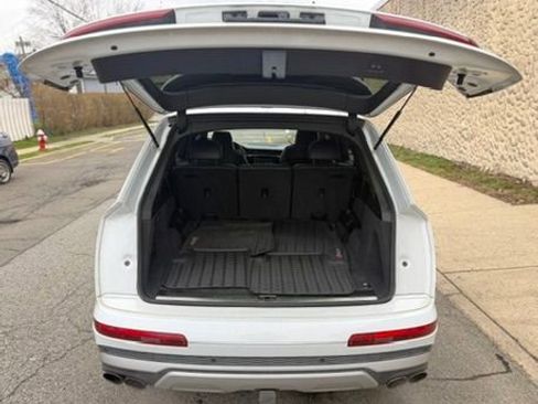 Used 2021 Audi SQ7 Premium Plus AWD/4WD image 12