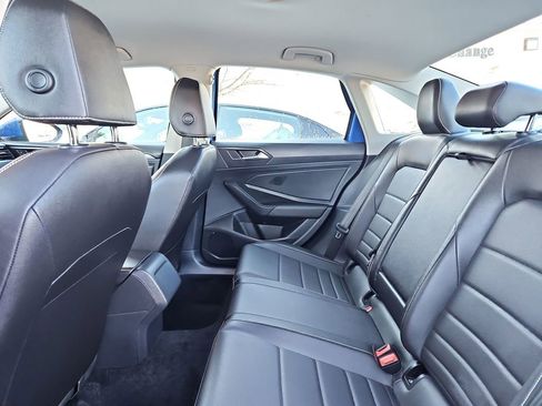 Used 2024 Volkswagen Jetta SE image 25