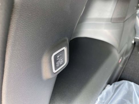 New 2026 Jeep Cherokee Limited AWD/4WD image 6