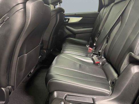 Used 2024 Acura MDX SH-AWD w/ Technology Package image 18